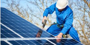 Installation Maintenance Panneaux Solaires Photovoltaïques à Fitou